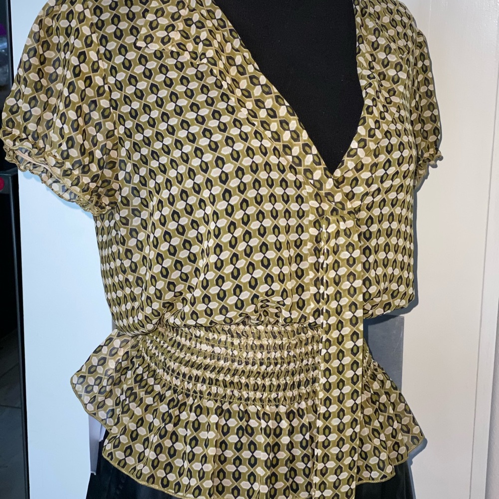 Blouse - Picture 2 of 4